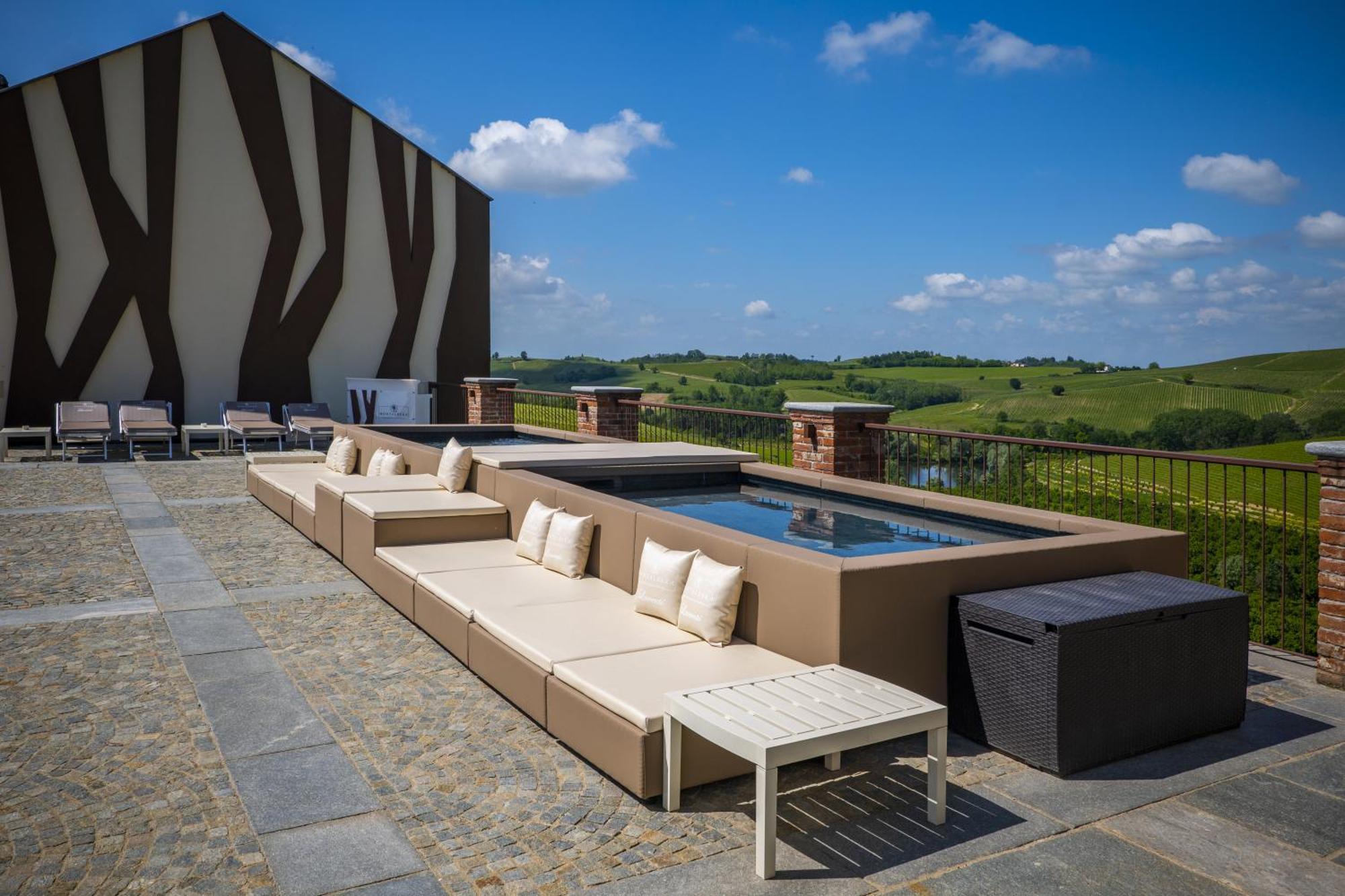 Montalbera Wine Suites 몬테마뇨 외부 사진